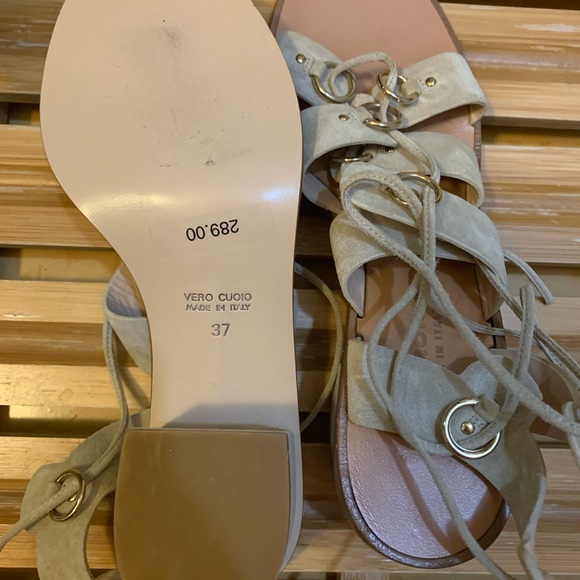 Club Monaco beige suede gladiator Sandals - Picture 5 of 9